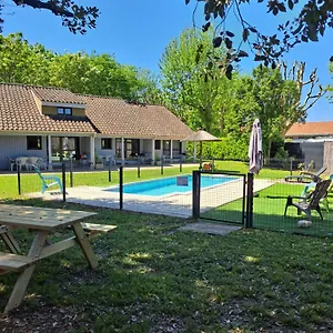 https://les-petits-chassezac.hotels-rhonealpes.com